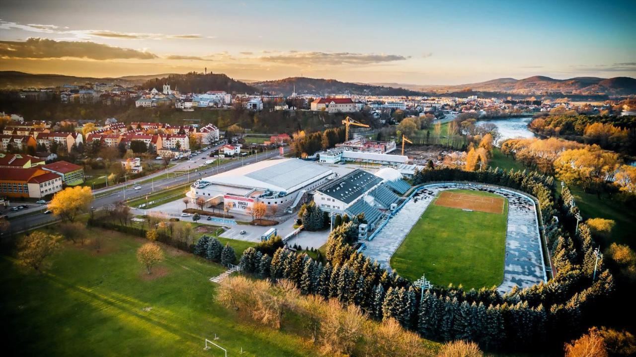 Dom Sportowca Blonie - Mosir Hotel Sanok Exterior photo